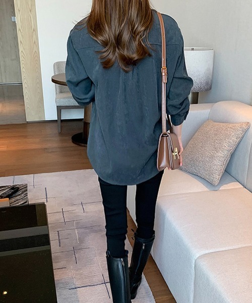 SallyLunn(サリーラン)の「ポケットデザイン長袖シャツ(シャツ/ブラウス・レディース・ベージュ/ホワイト・LARGE/MEDIUM)」の16枚目の写真