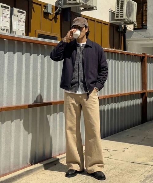 VERYVAIN(ベリベーン)の「FLARE CHINO PANTS (BEIGE)(その他パンツ・メンズ・その他・MEDIUM/LARGE/SMALL)」の2枚目の写真