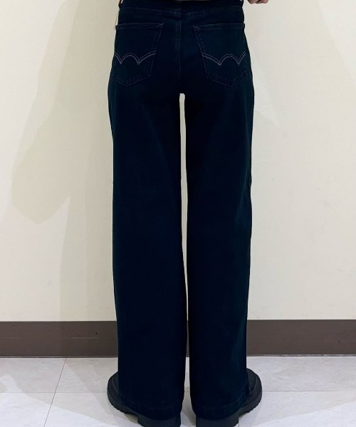 EDWIN（エドウィン）の「EDWIN(エドウィン)【レディース】「BODY FIRE」イージーワイドパンツ（デニムパンツ・レディース・ノンウォッシュ・XS/S/M/L/XL）」の8枚目の写真