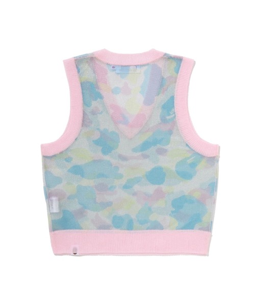 A BATHING APE（アベイシングエイプ）の「NEW MULTI CAMO METALLIC CROPPED KNIT VEST（ベスト・レディース・ホワイト・MEDIUM/SMALL）」の2枚目の写真