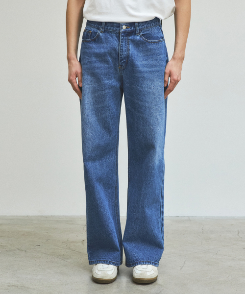 WEDNESDAY OASIS(ウェンズデーオアシス)の「リラックスドキャットウォッシングデニムパンツ_Blue(WC25-PT02)(デニムパンツ・メンズ・ブルー・MEDIUM/LARGE)」の2枚目の写真