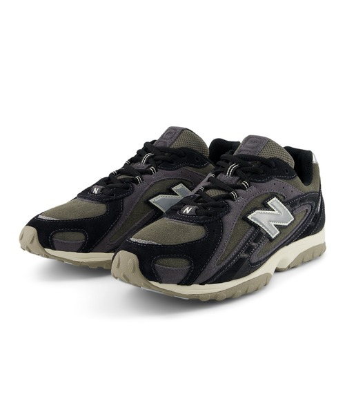 NEW BALANCE(ニューバランス)の「204L(スニーカー・レディース・グレー系その他/ブラック系その他・24.5cm/24.0cm/23.5cm/23.0cm/29.0cm/27.5cm/27.0cm/26.5cm/26.0cm/25.0cm/28.5cm/28.0cm/25.5cm/22.5cm)」の5枚目の写真