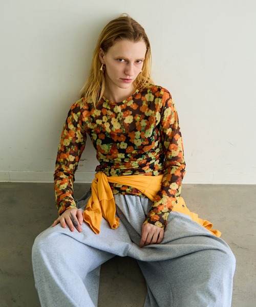Flower Print Tops/ブラーフラワープリントトップス（Tシャツ