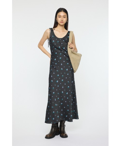 MOUSSY（マウジー）の「【26年SS新作】FLORAL FLARE ドレス（ワンピース・レディース・ブラック/オフホワイト・FREE）」の4枚目の写真