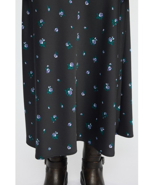 MOUSSY（マウジー）の「【26年SS新作】FLORAL FLARE ドレス（ワンピース・レディース・ブラック/オフホワイト・FREE）」の11枚目の写真