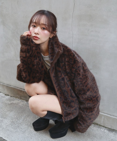 CECIL McBEE（セシルマクビー）の「MIXシャギーレオパード柄ジャケット（その他アウター・レディース・オフホワイト/ブラウン・MEDIUM/LARGE）」の4枚目の写真