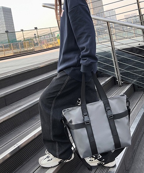 WESTBOY(ウエストボーイ)の「大容量 ユニセックス 軽量 ナイロン トートショルダーバッグ WO25W10BG11(トートバッグ・メンズ・ブラック/グレー・FREE)」の16枚目の写真