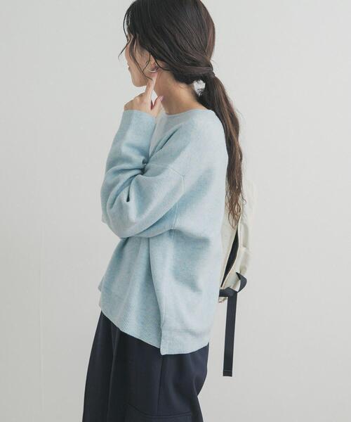 URBAN RESEARCH DOORS（アーバンリサーチドアーズ）の「ボートネックスムースプルオーバー（ニット/セーター・レディース・オフホワイト/パープル系その他/ブルー系その他/グレー・FREE）」の22枚目の写真