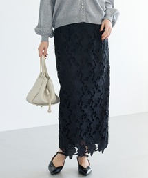 LAVEANGE（ラビアンジェ）の「刺繍レースナロースカート（スカート）」
