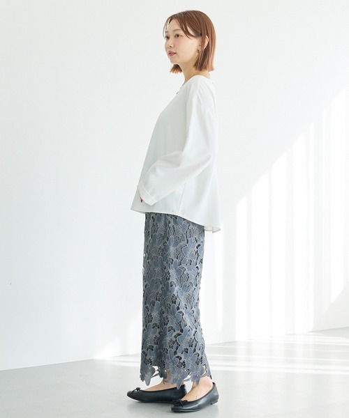 LAVEANGE(ラビアンジェ)の「刺繍レースナロースカート(スカート・レディース・チャコールグレー/アイボリー/ブラック・4L/3L/LL/L/M)」の12枚目の写真
