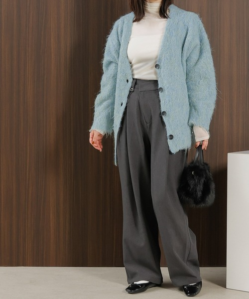 en CAnAF(エンカナフ)の「【すっきり細見えの美シルエット】アシメウエストタックパンツ(スラックス・レディース・チャコールグレー/ブラック/ベージュ・フリー)」の13枚目の写真