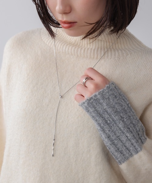 Bou Jeloud（ブージュルード）の「センターシズクスライトネックレス（ネックレス・レディース・シルバー/ゴールド・ONESIZE）」の4枚目の写真