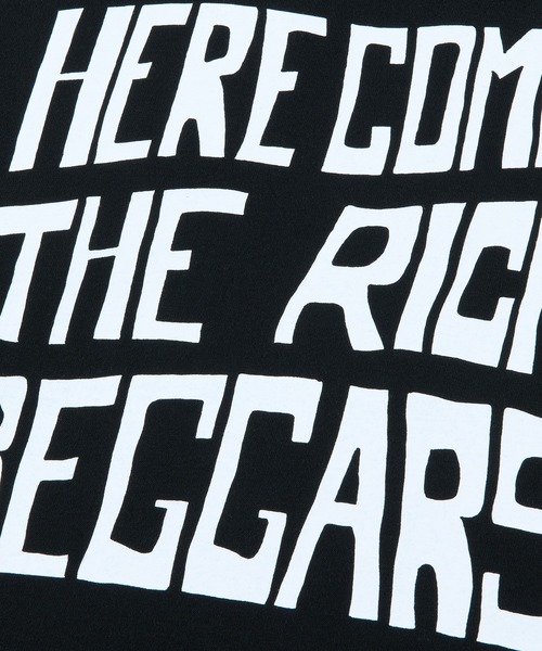 MEDICOM TOY LIFE ENTERTAINMENT(メディコムトイライフエンターテイメント)の「【THE RICH BEGGARS】 “HERE COMES THE RICH BEGGARS” T-SHIRT(Tシャツ/カットソー・メンズ・ブラック・X-LARGE/MEDIUM/SMALL/LARGE)」の2枚目の写真