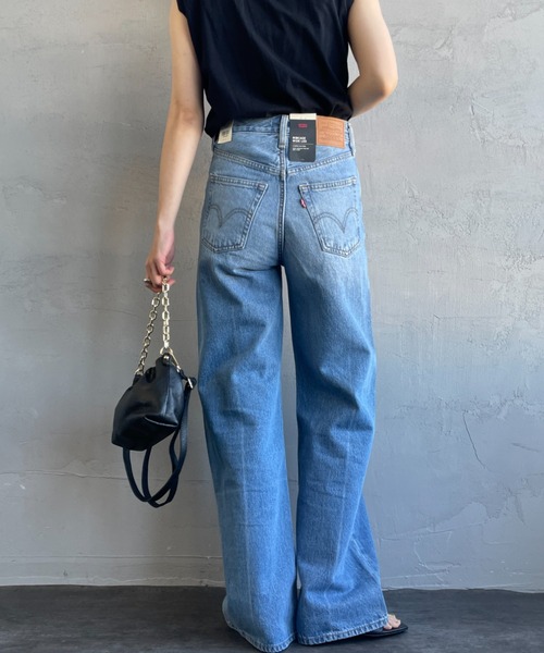 Levi's（リーバイス）の「[LEVI’S/リーバイス] RIBCAGE ワイドシルエット ハイライズストレートデニム（デニムパンツ・レディース・ライトインディゴブルー・25/24/27/26/23）」の6枚目の写真