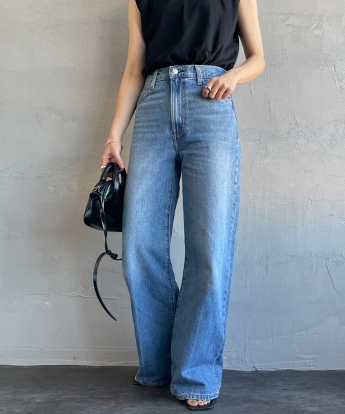 Levi's（リーバイス）の「[LEVI’S/リーバイス] RIBCAGE ワイドシルエット ハイライズストレートデニム（デニムパンツ・レディース・ライトインディゴブルー・25/24/27/26/23）」の14枚目の写真