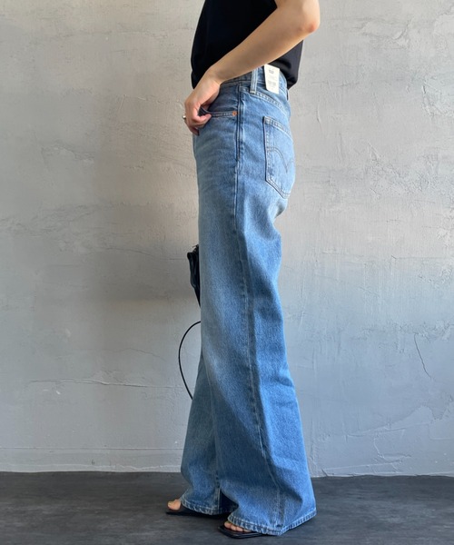 Levi's（リーバイス）の「[LEVI’S/リーバイス] RIBCAGE ワイドシルエット ハイライズストレートデニム（デニムパンツ・レディース・ライトインディゴブルー・25/24/27/26/23）」の16枚目の写真