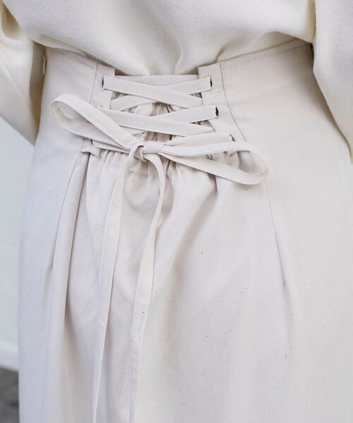 MAJESTIC LEGON（マジェスティックレゴン）の「キラキラレースアップマーメイドスカート（スカート・レディース・アイボリー/ピンクベージュ/ブラック/グレー・MEDIUM/SMALL）」の12枚目の写真