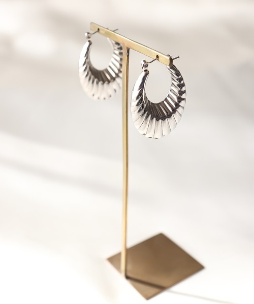 MIXTO（ミスト）の「サージカルステンレス ヴィンテージ風 ピアス（ピアス（両耳用）・レディース・シルバー/ゴールド・ONE SIZE）」の11枚目の写真