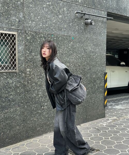 eastserviceshop(イーストサービスショップ)の「Denim Dyed Cross Bag - Black(メッセンジャーバッグ・レディース・その他・FREE)」の9枚目の写真