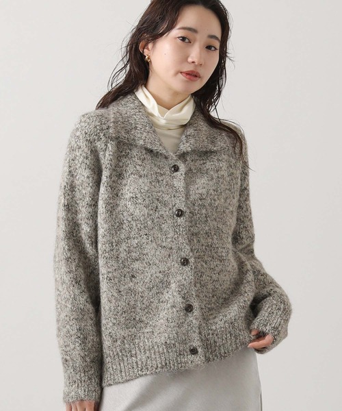 Gready Brilliant（グレディブリリアン）の「【WEB限定】スタンドネックニットカーディガン（カーディガン/ボレロ・レディース・チャコールグレー/ベージュ/ブラウン・FREE）」の3枚目の写真