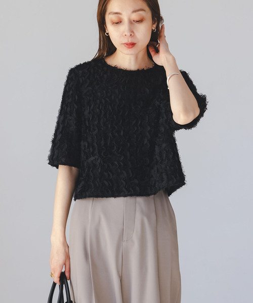 Noble（ノーブル）の「フェザーフリルハーフスリーブブラウス（シャツ/ブラウス・レディース・ホワイト/ブラック・FREE）」の13枚目の写真