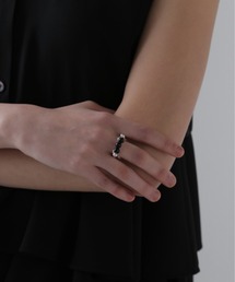 ADORE（アドーア）の「トリプレッツジェムリング（リング）」