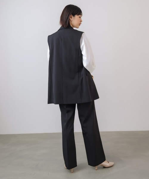 Bou Jeloud(ブージュルード)の「【はあちゅう*Bou Jeloud】ストレッチテーパードパンツ(その他パンツ・レディース・グレイッシュベージュ/ブラック/ネイビー・38/40)」の4枚目の写真