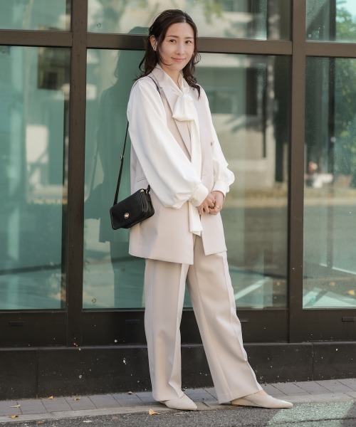 Bou Jeloud(ブージュルード)の「【はあちゅう*Bou Jeloud】ストレッチテーパードパンツ(その他パンツ・レディース・グレイッシュベージュ/ブラック/ネイビー・38/40)」の7枚目の写真
