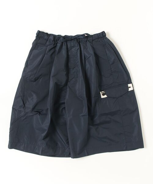 my beautiful landlet(マイビューティフルランドレット)の「【my beautiful landlet】 NYLON TAFFETA WATER PROOF WIDE HALF PANTS(その他パンツ・メンズ・ベージュ/ネイビー/ブラック・1/0)」の17枚目の写真