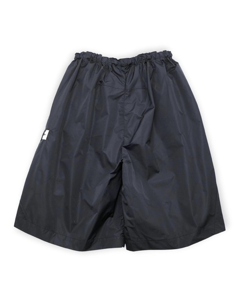 my beautiful landlet(マイビューティフルランドレット)の「【my beautiful landlet】 NYLON TAFFETA WATER PROOF WIDE HALF PANTS(その他パンツ・メンズ・ベージュ/ネイビー/ブラック・1/0)」の19枚目の写真