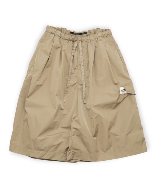 my beautiful landlet(マイビューティフルランドレット)の「【my beautiful landlet】 NYLON TAFFETA WATER PROOF WIDE HALF PANTS(その他パンツ・メンズ・ベージュ/ネイビー/ブラック・1/0)」の20枚目の写真