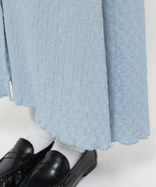 LOWRYS FARM(ローリーズファーム)の「カットレースエリワンピ 643599(ワンピース・レディース・ブラウン/ブルー/ブラック/アイボリー・FREE)」の11枚目の写真