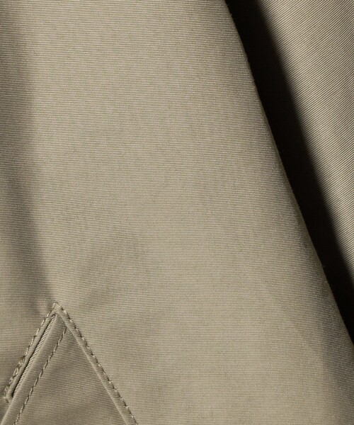 BEAUTY&YOUTH UNITED ARROWS(ビューティーアンドユースユナイテッドアローズ)の「グログランフード マウンテンパーカー ウォッシャブル はっ水(マウンテンパーカー・レディース・ライトグレー/ベージュ・L/M/S)」の4枚目の写真