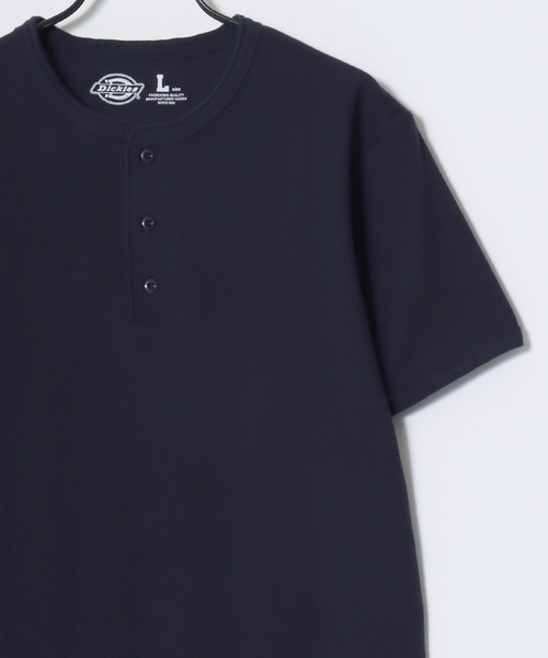 Dickies(ディッキーズ)の「Dickies/ディッキーズ タイトフィット デイリー テレコリブ 無地 ロゴ ワンポイント刺繍 ヘンリーネック 半袖Tシャツ/レディース メンズ(Tシャツ/カットソー・メンズ・ネイビー/ホワイト/グレー/ブラック・M/L/XL)」の8枚目の写真