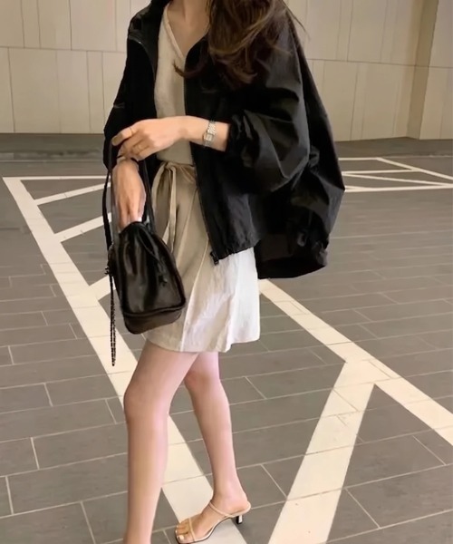 yuue' ( wear )(ユーイ)の「マウンテンパーカー ライトフーディージャケット/冷房対策 UVカットパーカー(マウンテンパーカー・レディース・ホワイト/ブラック・FREE)」の22枚目の写真