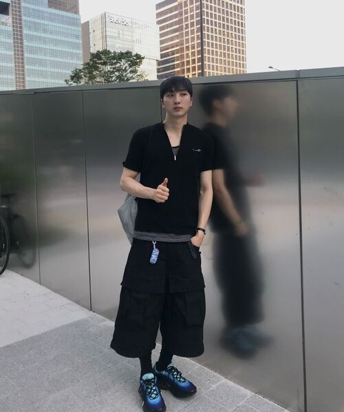IDWS(アイドンワナセル)の「Ignis Maxi Cargo Bermuda Shorts Black(その他パンツ・レディース・その他・0/1/2)」の13枚目の写真