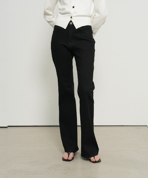GENERAL IDEA(ジェネラルアイデア)の「【GENERAL IDEA】ブーツカットウォッシュデニムパンツ / BOOTCUT WASHING DENIM PANTS(デニムパンツ・レディース・ライトブルー/ダークブルー/ネイビー/ブラック・L/M/S/XL)」の6枚目の写真