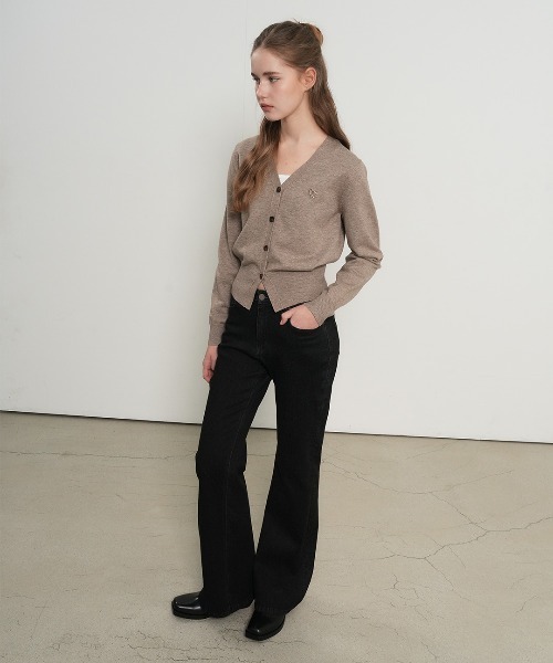 GENERAL IDEA(ジェネラルアイデア)の「【GENERAL IDEA】ブーツカットウォッシュデニムパンツ / BOOTCUT WASHING DENIM PANTS(デニムパンツ・レディース・ライトブルー/ダークブルー/ネイビー/ブラック・L/M/S/XL)」の8枚目の写真