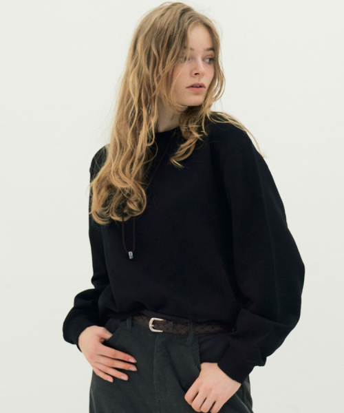 GLOWNOTE（グロウノート）の「ピグメントマンツーマン [ブラック]（Tシャツ/カットソー・レディース・ブラック・MEDIUM/SMALL）」の2枚目の写真