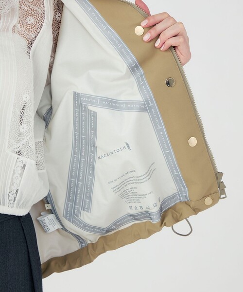Mackintosh(マッキントッシュ)の「【別注】MACKINTOSH SKYE SCC SHORT ジャケット(ダッフルコート・レディース・ブラック/ライトベージュ・L)」の8枚目の写真