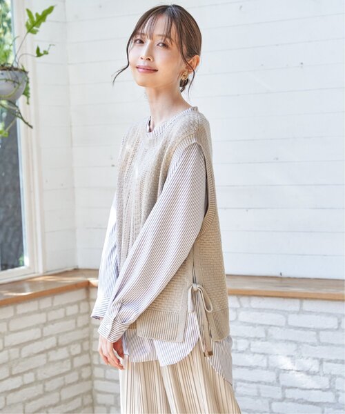 ikka（イッカ）の「【雑誌InRed4月号掲載】ニットベストブラウスセット【2点セット】（Tシャツ/カットソー・レディース・ミント/ネイビー/グレイッシュベージュ/ブラウン系その他・M/L/S）」の9枚目の写真