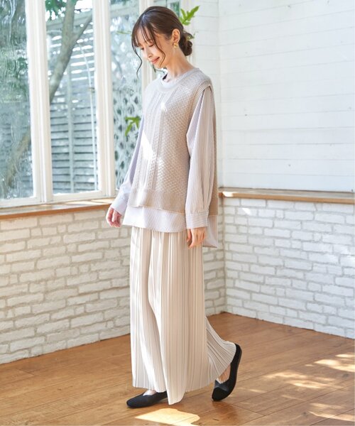 ikka（イッカ）の「【雑誌InRed4月号掲載】ニットベストブラウスセット【2点セット】（Tシャツ/カットソー・レディース・ミント/ネイビー/グレイッシュベージュ/ブラウン系その他・M/L/S）」の13枚目の写真