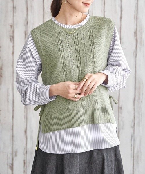 ikka（イッカ）の「【雑誌InRed4月号掲載】ニットベストブラウスセット【2点セット】（Tシャツ/カットソー・レディース・ミント/ネイビー/グレイッシュベージュ/ブラウン系その他・M/L/S）」の3枚目の写真