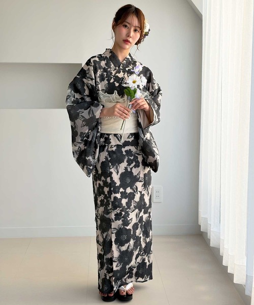 GeeRA(ジーラ)の「1人で簡単着付け!2WAYオーガンジー花柄セパレート浴衣4点セット(浴衣・レディース・ブラック系その他・MEDIUM)」の5枚目の写真