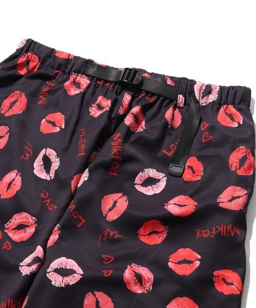 MILKFED.(ミルクフェド)の「LIP PRINT SHORTS(その他パンツ・レディース・オフホワイト/ブラック/ライトピンク・ONE SIZE)」の6枚目の写真