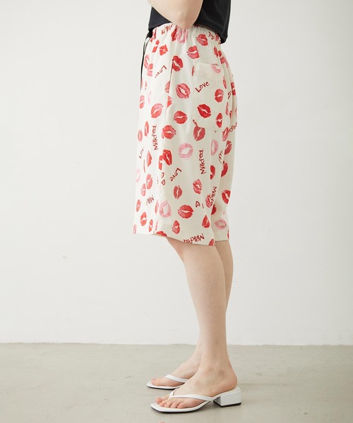 MILKFED.(ミルクフェド)の「LIP PRINT SHORTS(その他パンツ・レディース・オフホワイト/ブラック/ライトピンク・ONE SIZE)」の12枚目の写真