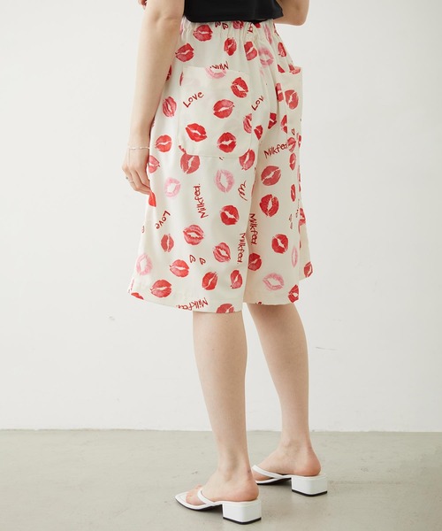 MILKFED.(ミルクフェド)の「LIP PRINT SHORTS(その他パンツ・レディース・オフホワイト/ブラック/ライトピンク・ONE SIZE)」の13枚目の写真