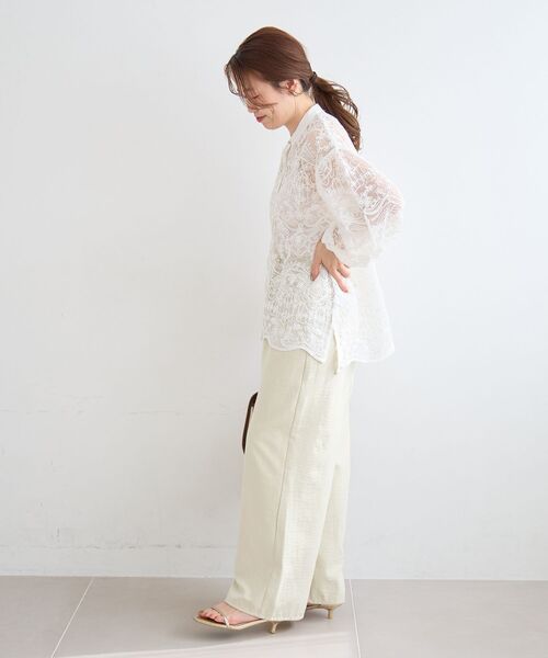 le.coeur blanc(ルクールブラン)の「TORRAZZO DONNA別注エンブロイダリーレースシャツ(シャツ/ブラウス・レディース・ライトグレー/ホワイト/チャコールグレー・38)」の9枚目の写真