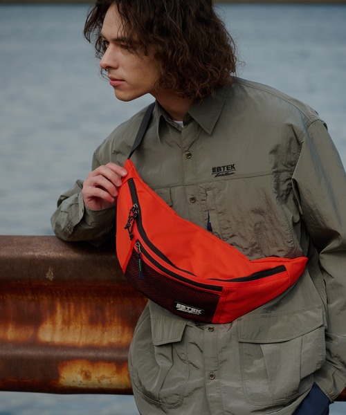 Eddie Bauer(エディーバウアー)の「EBTEK メッシュ ウエストバッグ(ボディバッグ/ウエストポーチ・メンズ・オレンジ/グリーン/ブラック・F)」の16枚目の写真