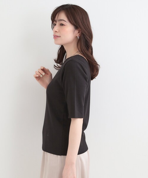 SHOO・LA・RUE(シューラルー)の「【ネックアソート】裏ひんやりテレコ5分袖トップス(Tシャツ/カットソー・レディース・ブラック系/ブラック系1/ホワイト系1/ホワイト系2・01/02/03/04)」の21枚目の写真